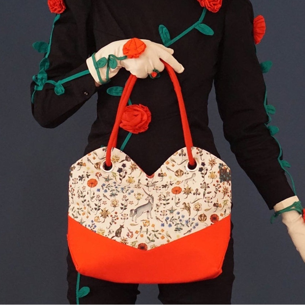 🌹 Samantha Pleet 🌹 Illuminated Unicorn Tapestry ✨ Heart Purse